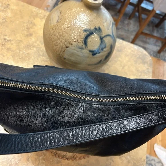 Fossil Cleo Hobo Bag - Picture 8 of 13